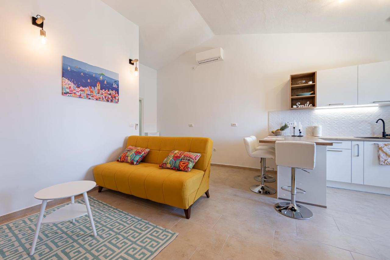 Apratman Mares Razanj Apartment Exterior photo