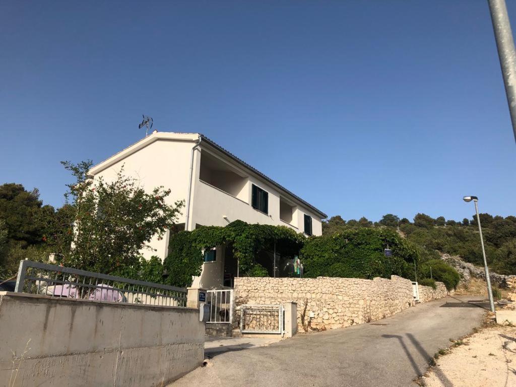 Apratman Mares Razanj Apartment Exterior photo